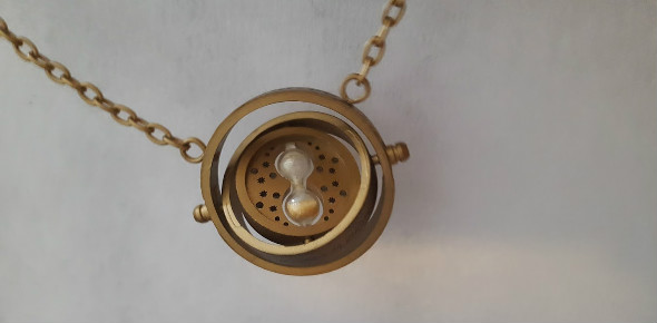 You are currently viewing How to use a time turner